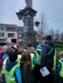 /album/fotogalerij-op-stap-met-jan-olsen/aan-heilig-hartbeeld-jpg/